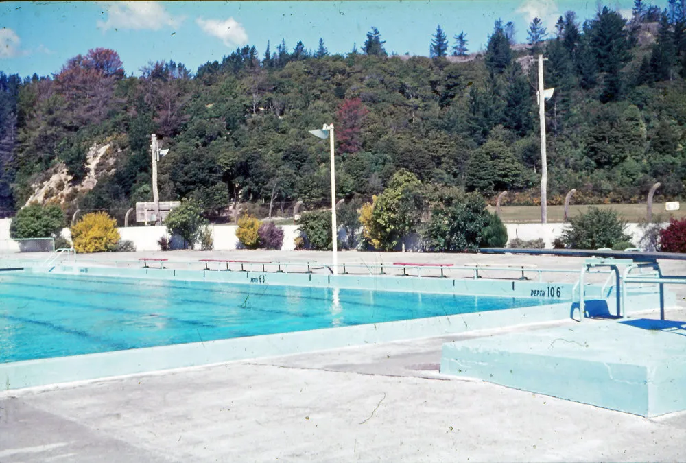 Maidstone Pool; Circa 1960s
