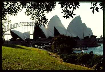 Image: Sydney Opera House, 1976