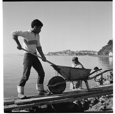 Image: Roadworkers on the point - Mission Bay - Okahu Bay, Auckland