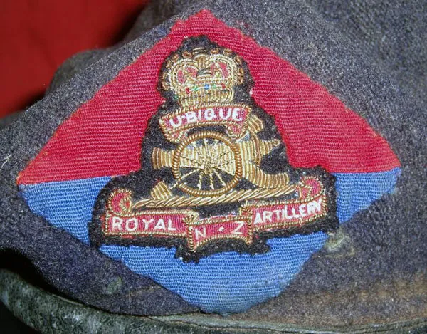 Royal New Zealand Artillery beret badge