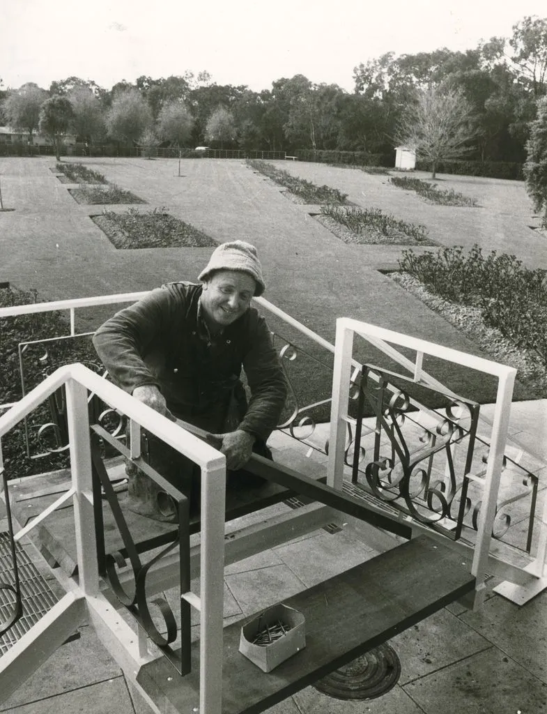 Rose Garden, Victoria Esplanade