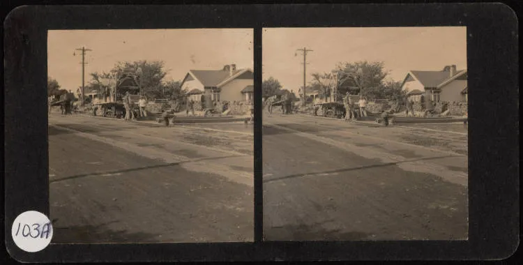 Laying tramlines in Morningside, 1915