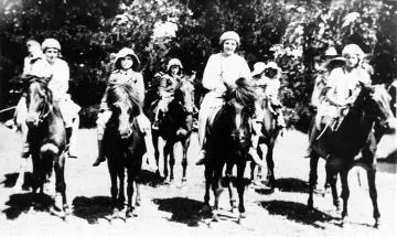 Whareama pupils on horseback : photograph