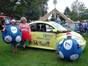 Image: Christmas in Greerton Village (2005)