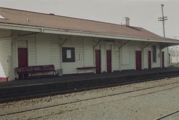 Photograph of Henderson railway station Image: Photograph of Henderson railway station