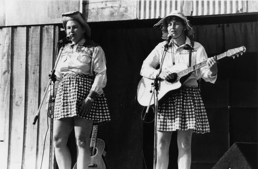 Topp Twins at Foxton