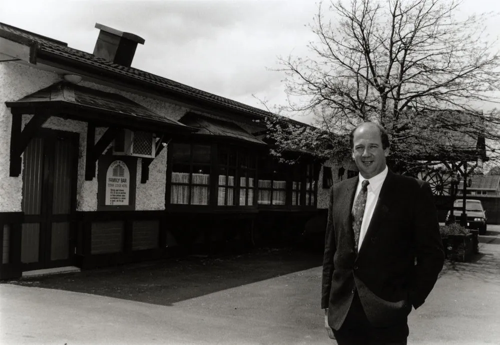 Totara Lodge, 68 Ararino Street, Trentham; new owner/manager Peter Parkin.