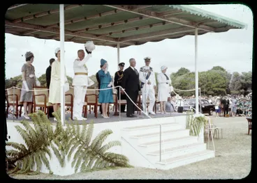 Queen Elizabeth II at Waitangi, 1963 Image: Queen Elizabeth II at Waitangi, 1963