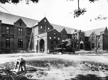 Image: Construction of St Patrick's College, Silverstream