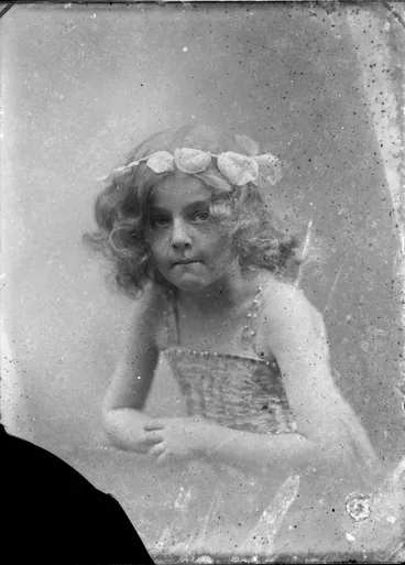 Image: Unidentified girl