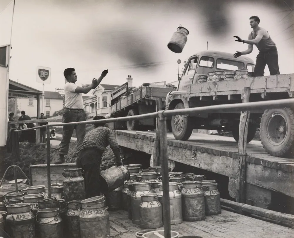 Rawene wharf, Hokianga
