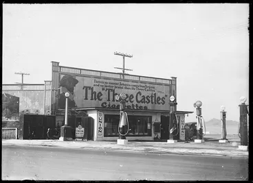 Image: Service station, Petone