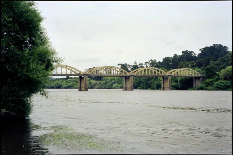 Fairfield Bridge, Waikato River, Hamilton, 1990