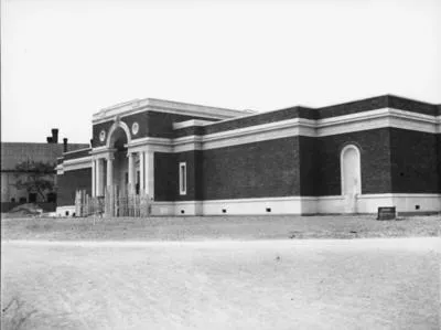 [Robert McDougall Art Gallery, Botanical Gardens Christchurch]