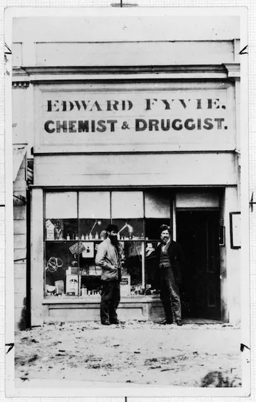 Image: Edward Fyvie, Chemist and druggist, Princes Street, Charleston