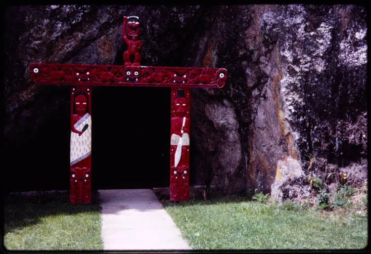 Muriwai's Cave, Whakatāne
