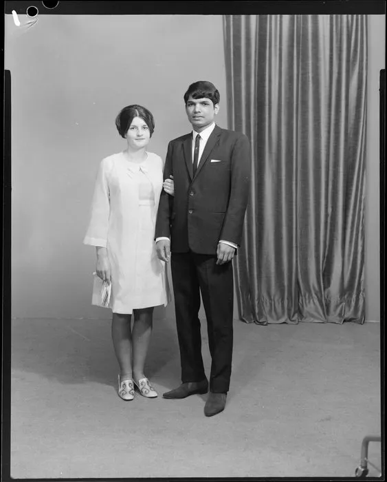 Sing wedding portrait