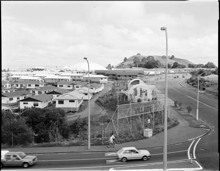 XIV Commonwealth Games Village, Mount Wellington, 1990