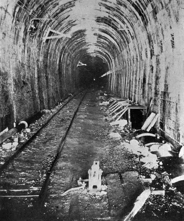 Image: Arthur's Pass tunnel on the West Coast Railway