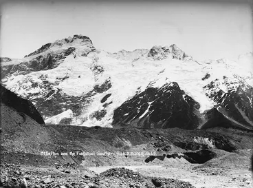 Image: Mount Sefton and The Footstool, Southern Alps