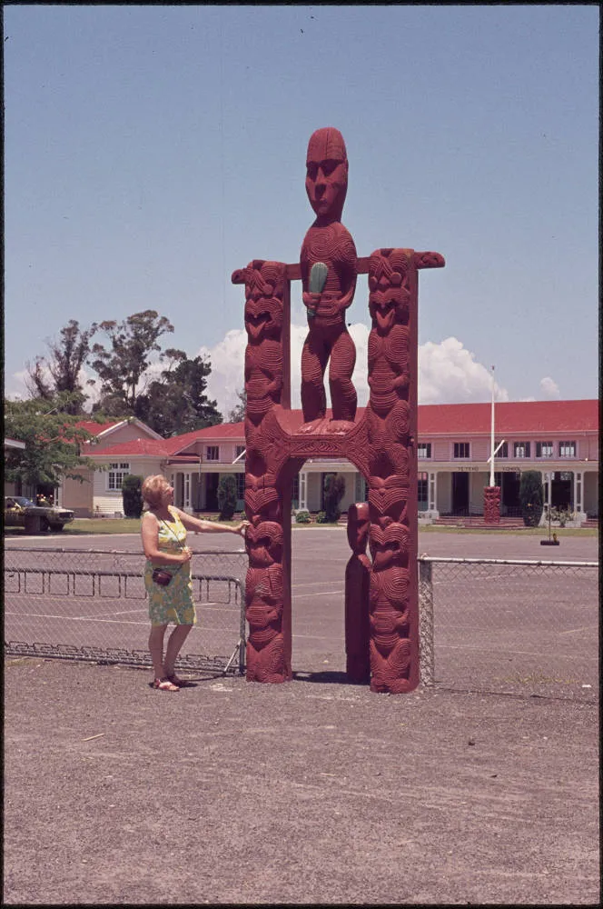 Te Teko School, 1975