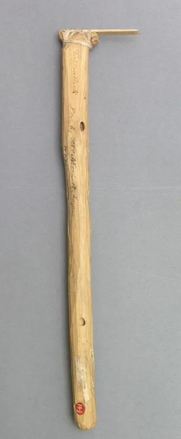 Image: Uhi ta moko (tattooing chisel)