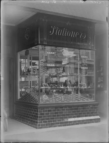 Image: Exterior of E S Cliff & Co, Stationers, Hastings