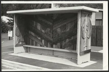 Image: Bus shelter, Hine Road, Wainuiomata