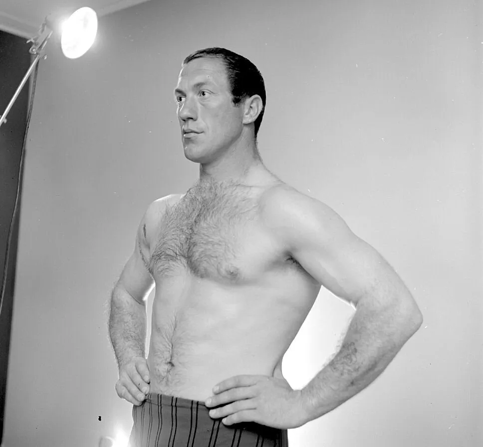 Tiger Taylor, wrestler. [P1-6047-8437]