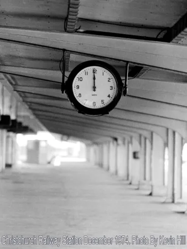 Image: Clock on railway station platform