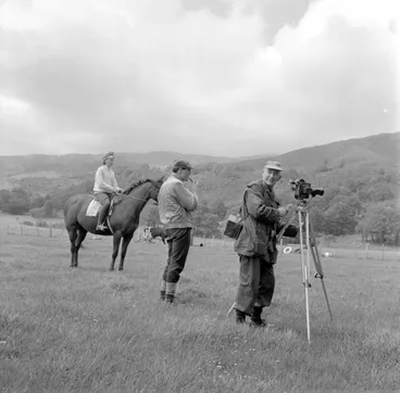 Image: Documentary Filming, Wallaceville; 1964. [P1-2734-5124]