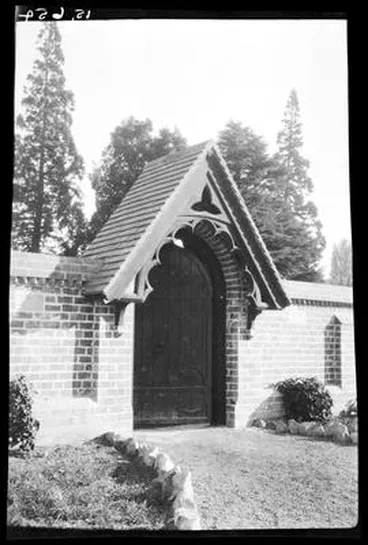 Image: [Ornate gateway - Christ's College, Christchurch]