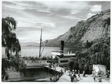 Image: Otago - Wakatipu, Lake