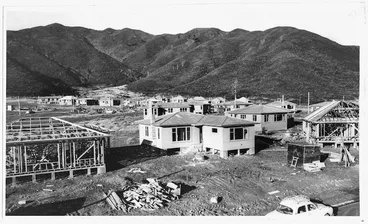 Image: Houses under construction, Moohan Street area, Wainuiomata, Lower Hutt, Wellington