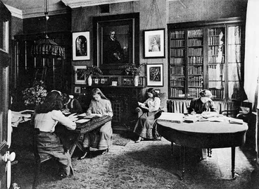 Image: Pupils of Queens College, Harley Street, study in the college library
