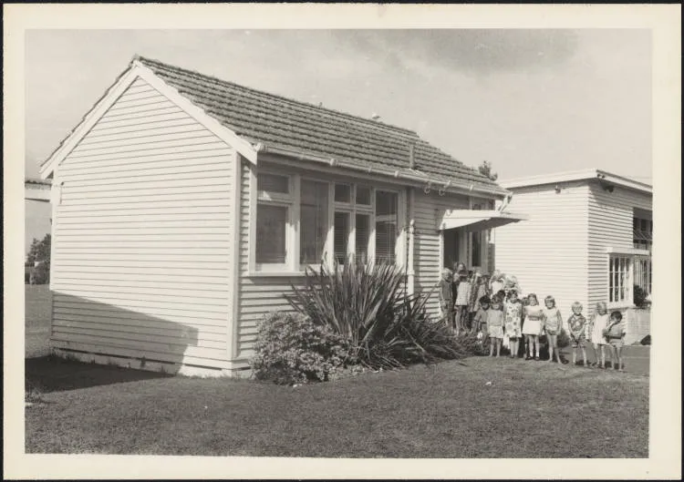 Dental clinic, Belmont Primary School, 1977