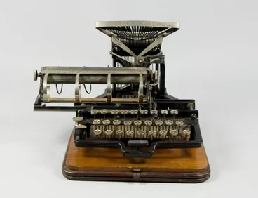Image: Typewriter - The Fitch Typewriter with lid