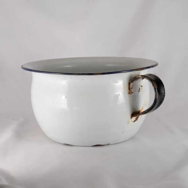Enamelled Chamber Pot