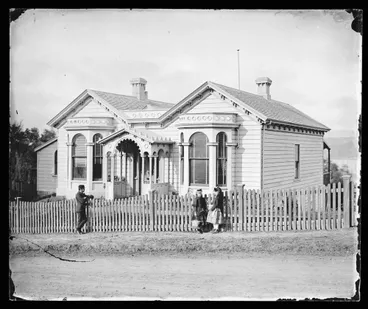 Image: Colonial cottage