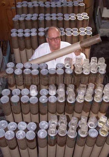 Image: Packages of bees for export