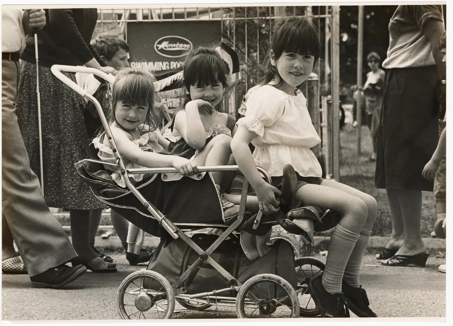 Short-Smith sisters at A and P show