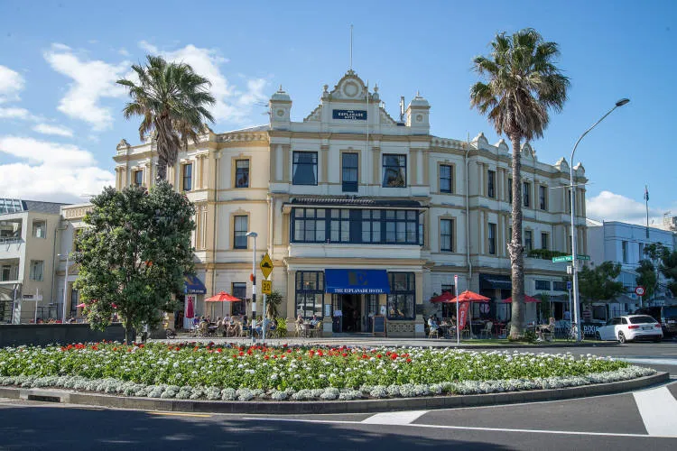 Esplanade Hotel, Devonport, 2016