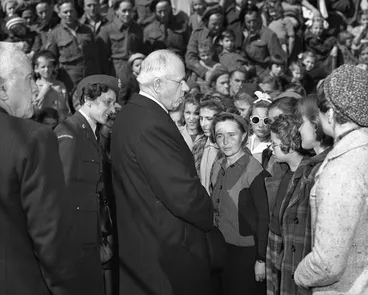 Image: Countess Wodzicka, Peter Fraser and Stefania Kozera, during the official welcome for Polish refugee children arriving in Wellington