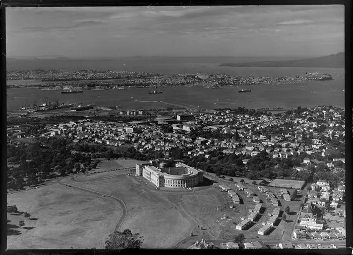 Auckland War Memorial Museum, rear view of exterior, Auckland Domain