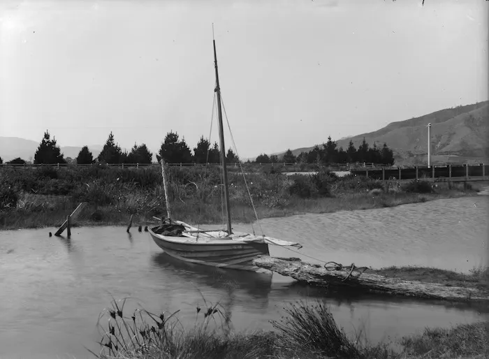 Yacht Rewa, Waiwhetu Stream, Lower Hutt