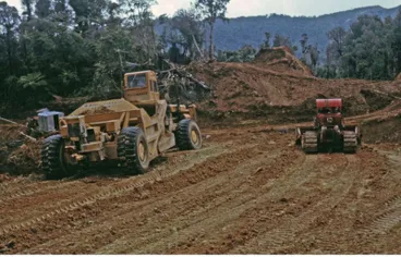 Image: Photograph, Kopu-Hikuai Road