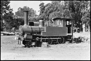 Image: Old locomotive at MOTAT