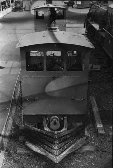Image: Photograph of locomotive D 170