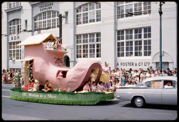 Image: Farmers Santa Parade, 1962