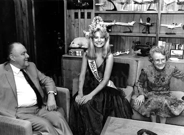 Miss Universe Lorraine Downes, 1983 Image: Miss Universe Lorraine Downes, 1983